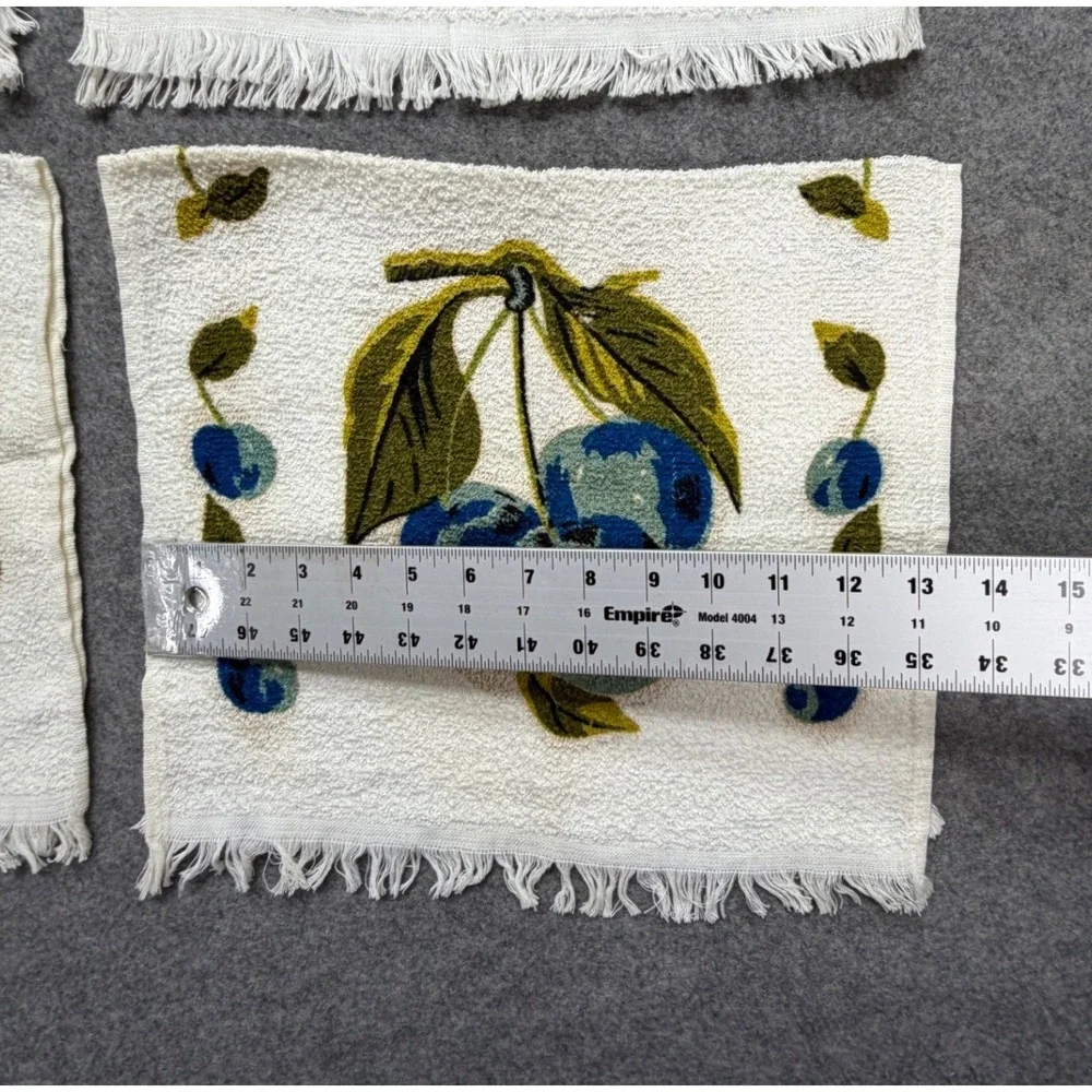 Vintage Fruit Floral Fringe Towels Set 4 Terry Cloth Cotton Retro MCM USA 70s